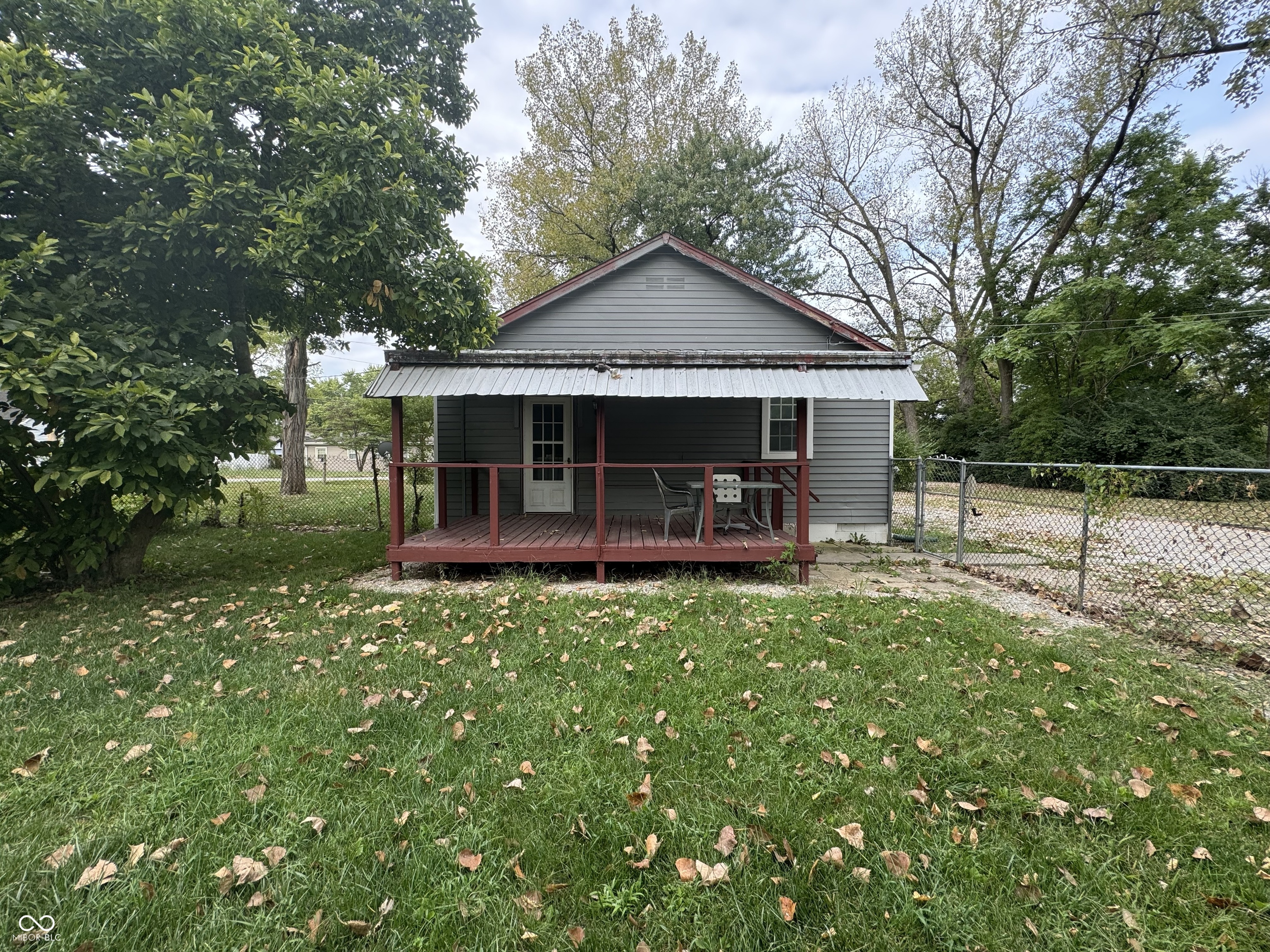 Photo 20 of 20 of 3725 Carson Avenue house