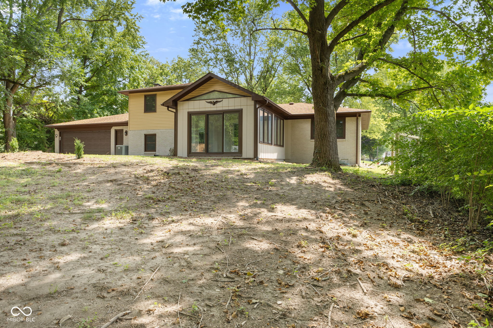 Photo 6 of 48 of 3410 Gravelie Drive house