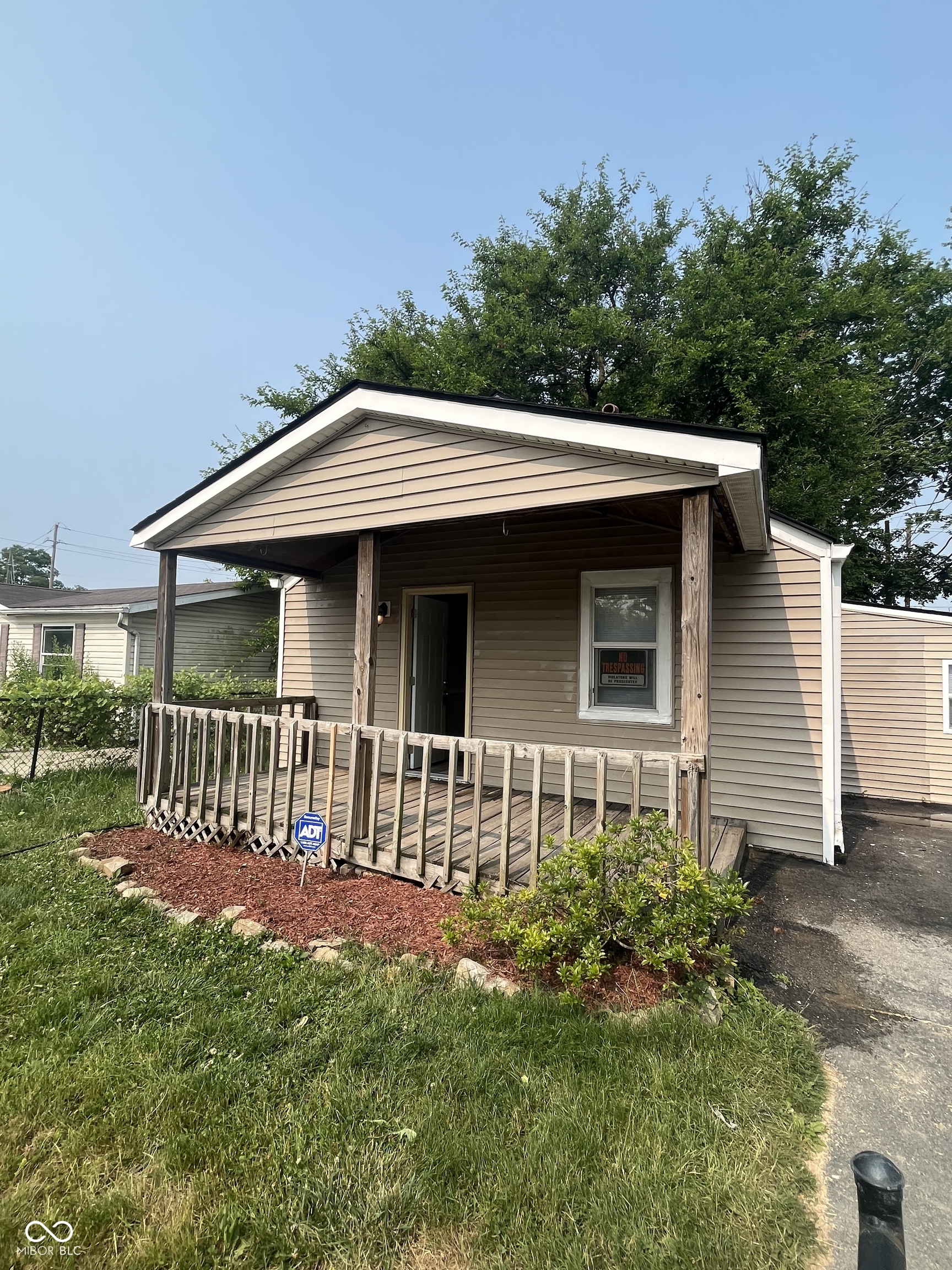 Photo 1 of 77 of 2102 N Leland Avenue house