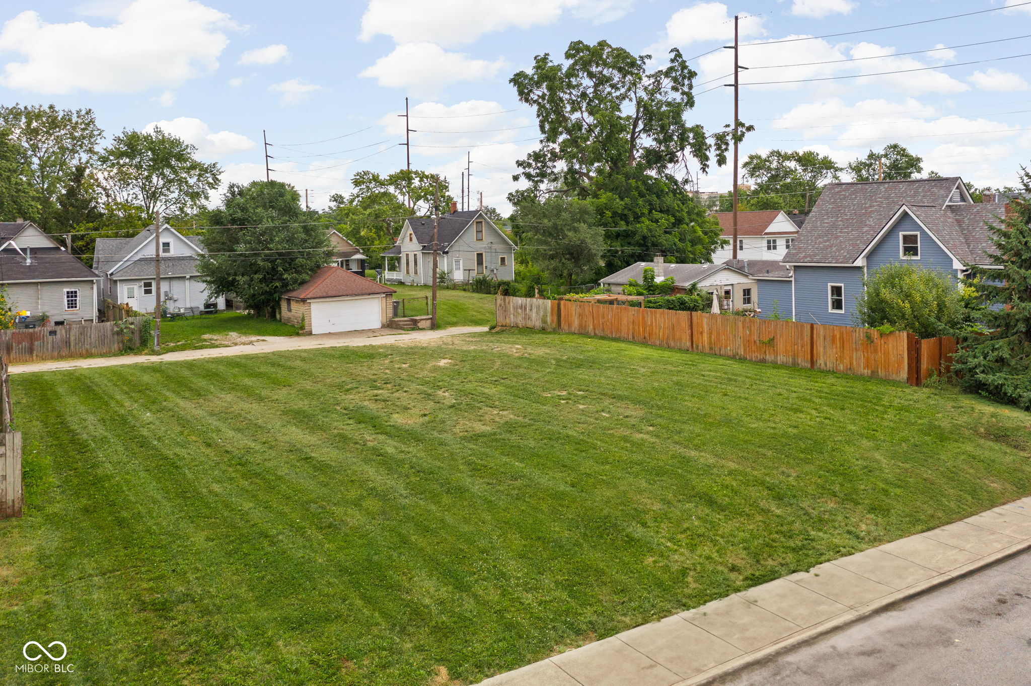 Photo 16 of 28 of 1641 S Talbott Street land