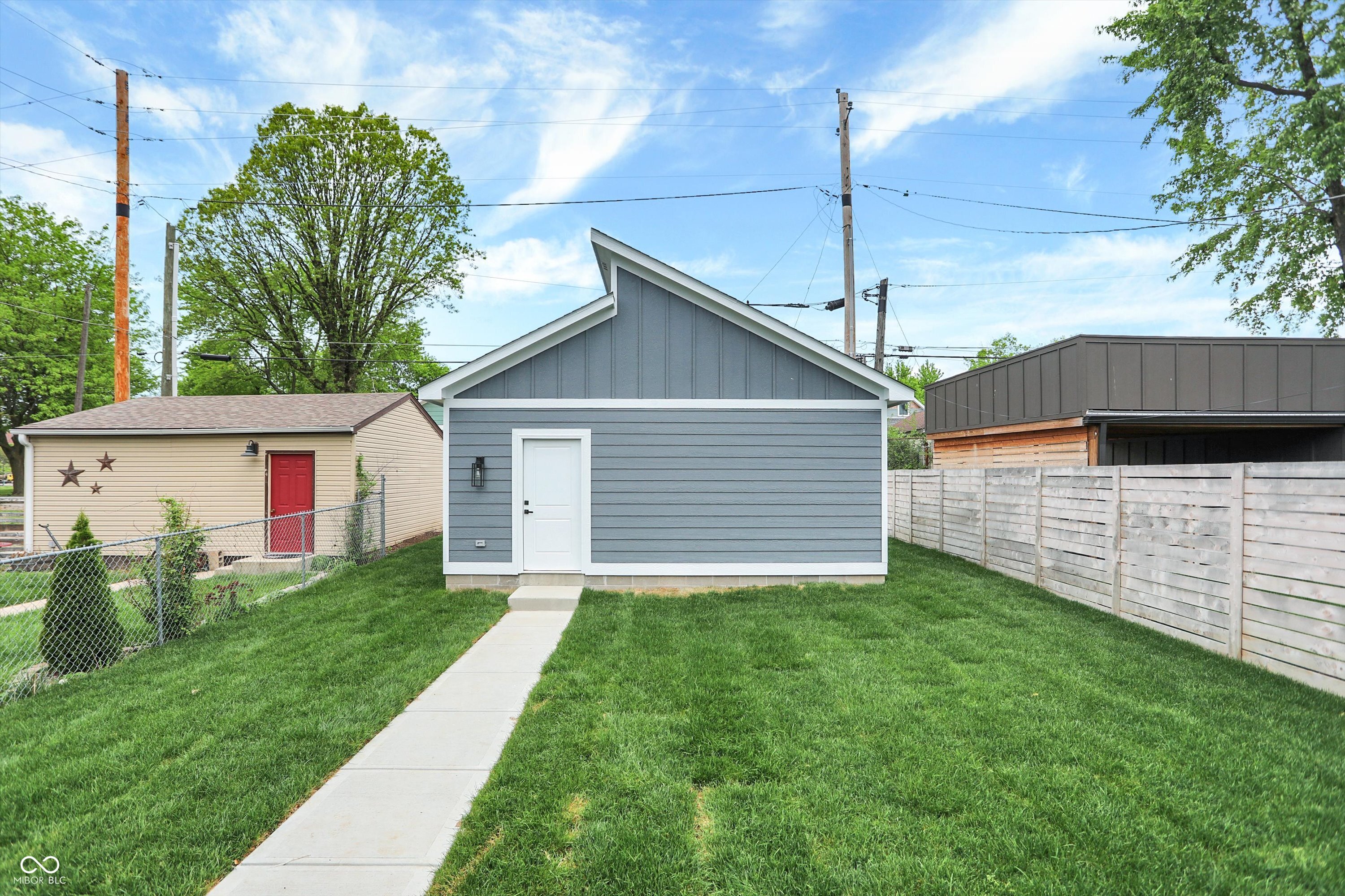 Photo 54 of 71 of 220 Sanders Street house