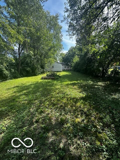 Photo 8 of 20 of 514 S Graham Avenue house