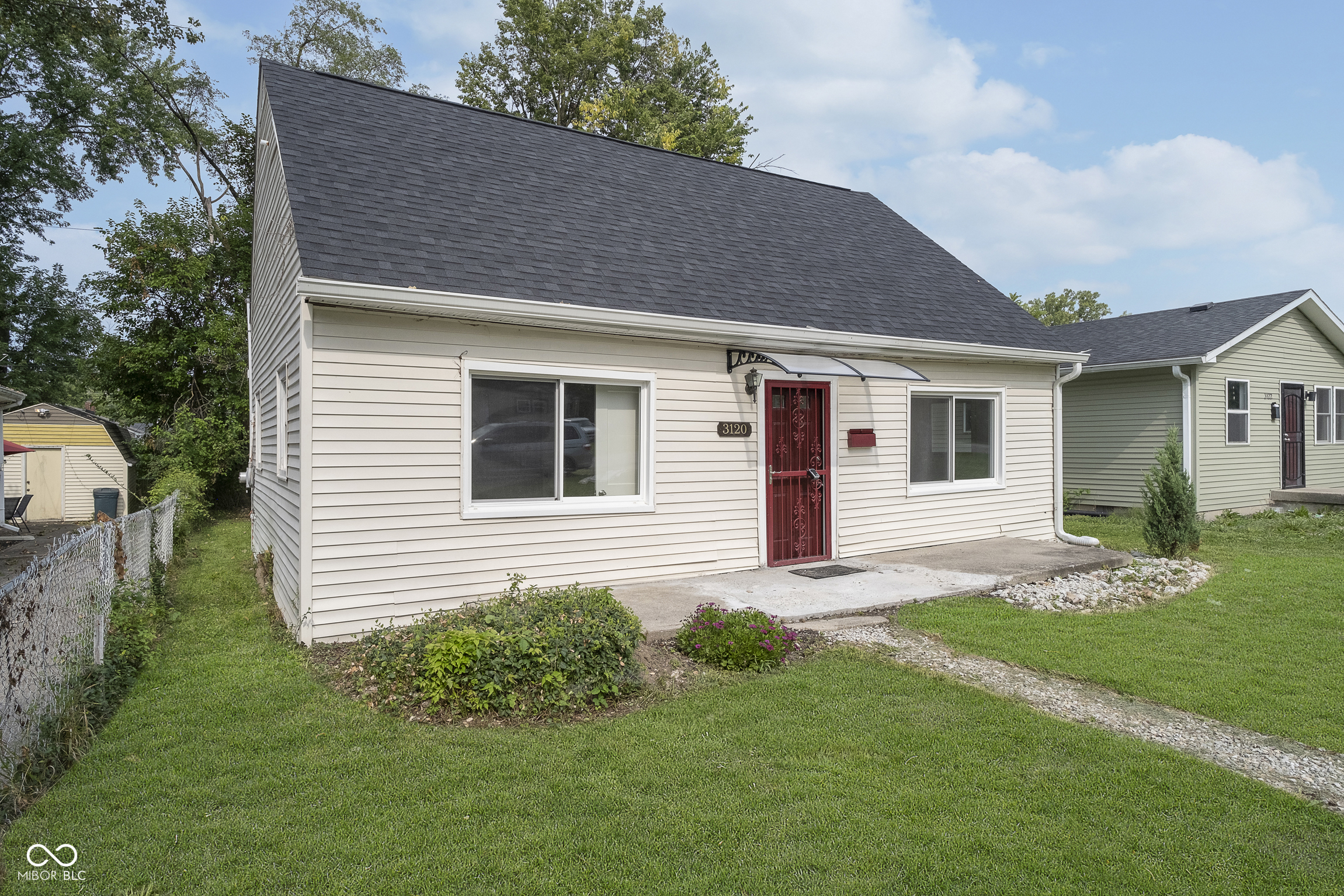 Photo 3 of 21 of 3120 N Olney Street house