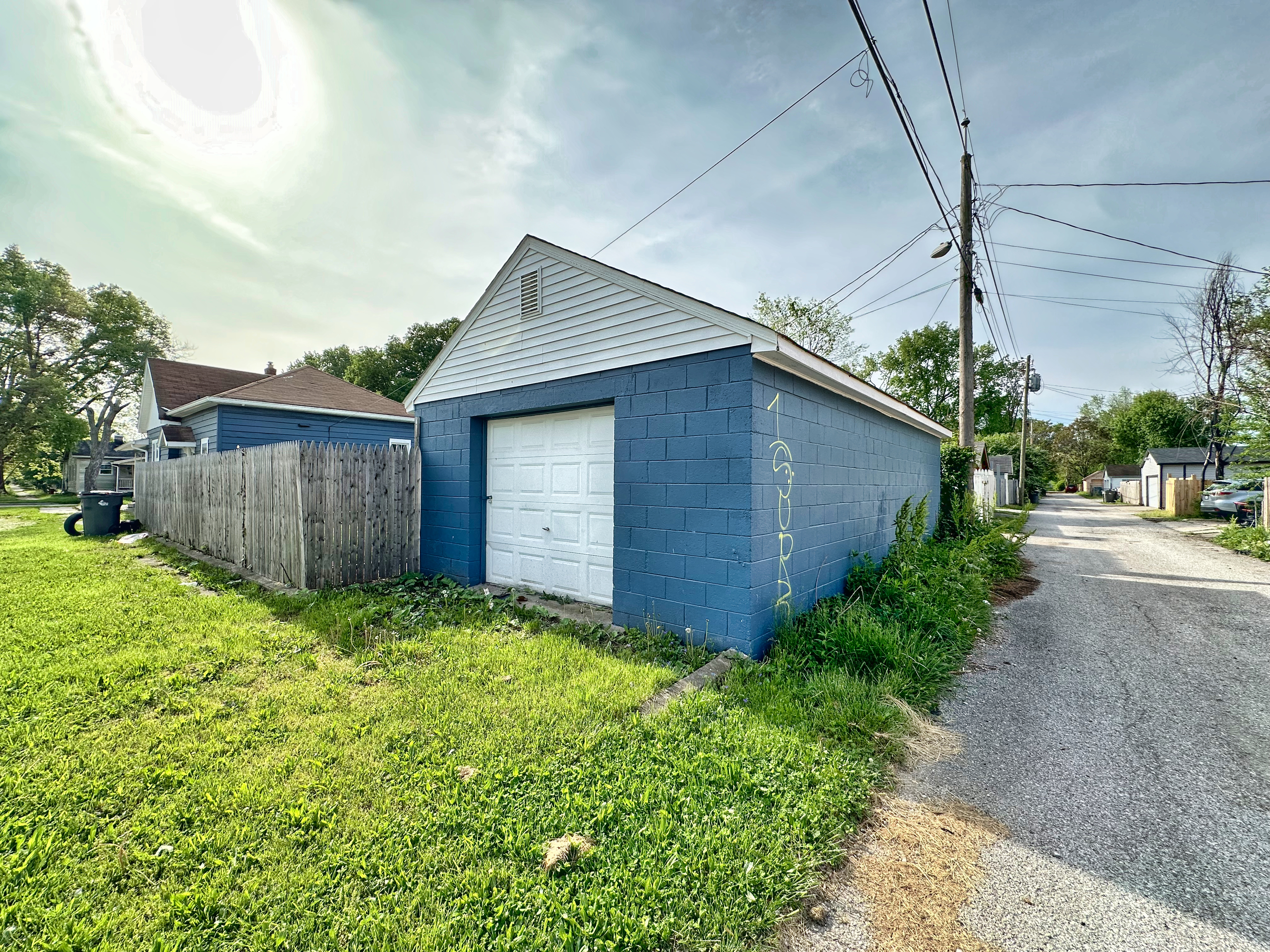 Photo 5 of 5 of 776 N Warman Avenue house