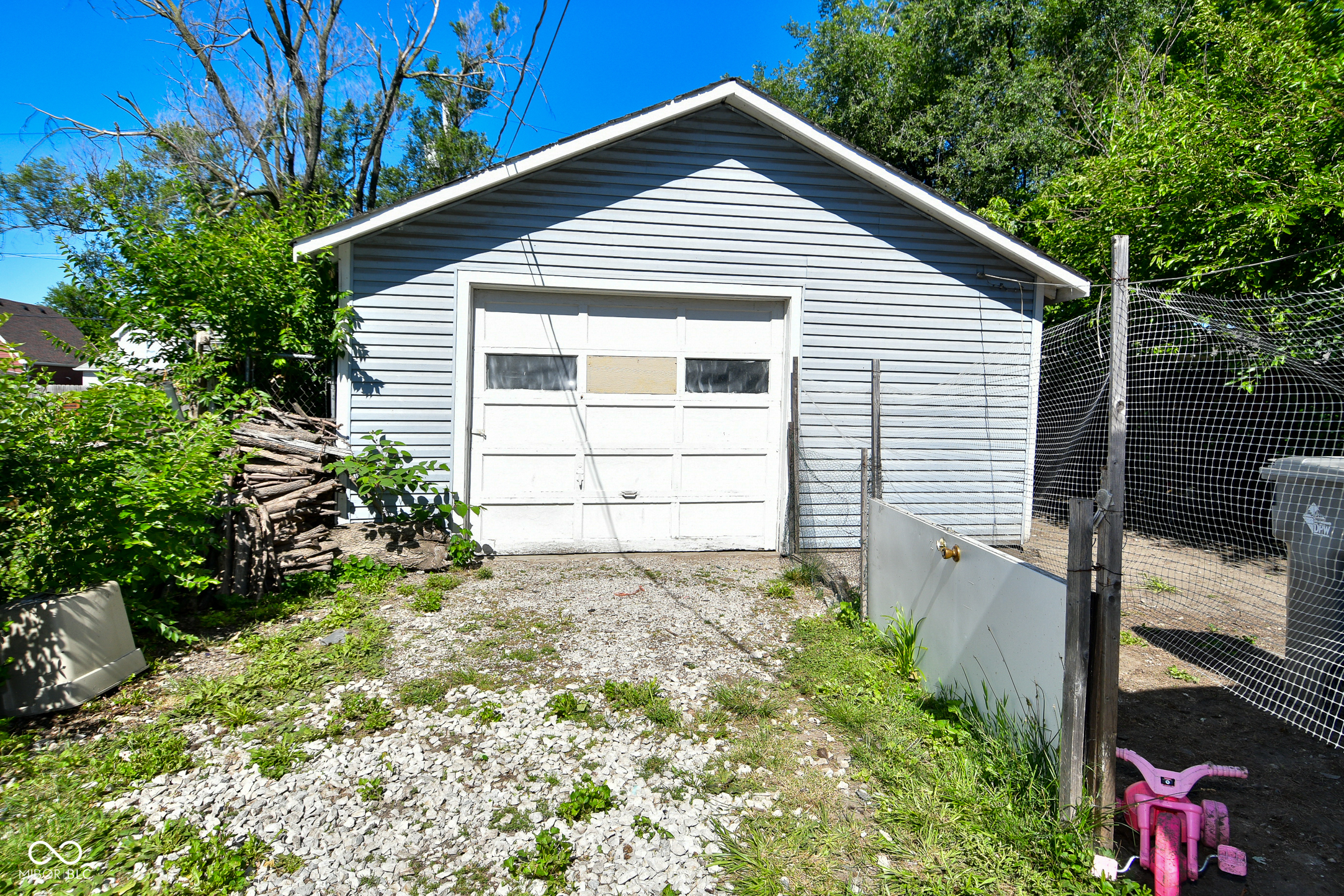 Photo 8 of 19 of 620 Arbor Avenue house