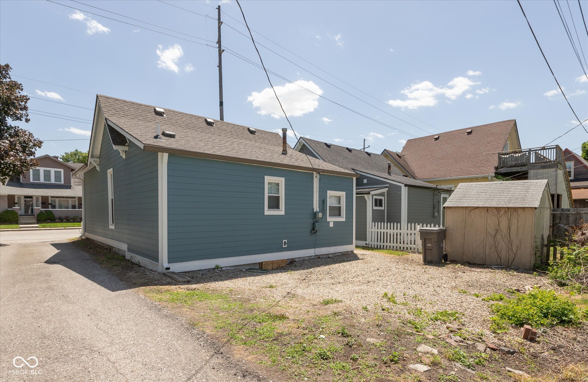 Photo 19 of 20 of 632 E McCarty Street house