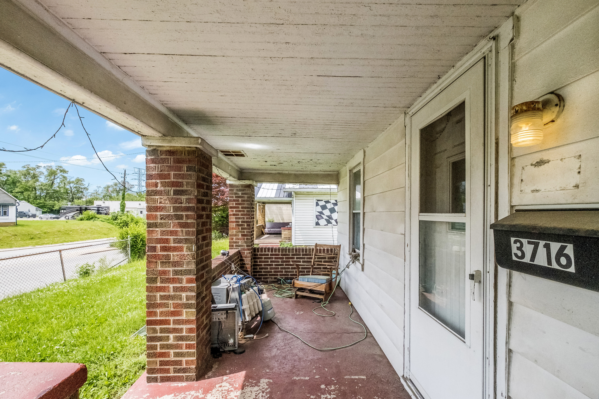 Photo 5 of 8 of 3716 W 16th Street house