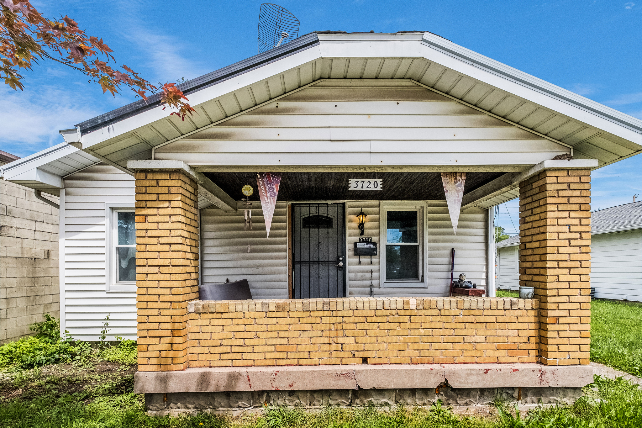 Photo 1 of 25 of 3720 W 16th Street house