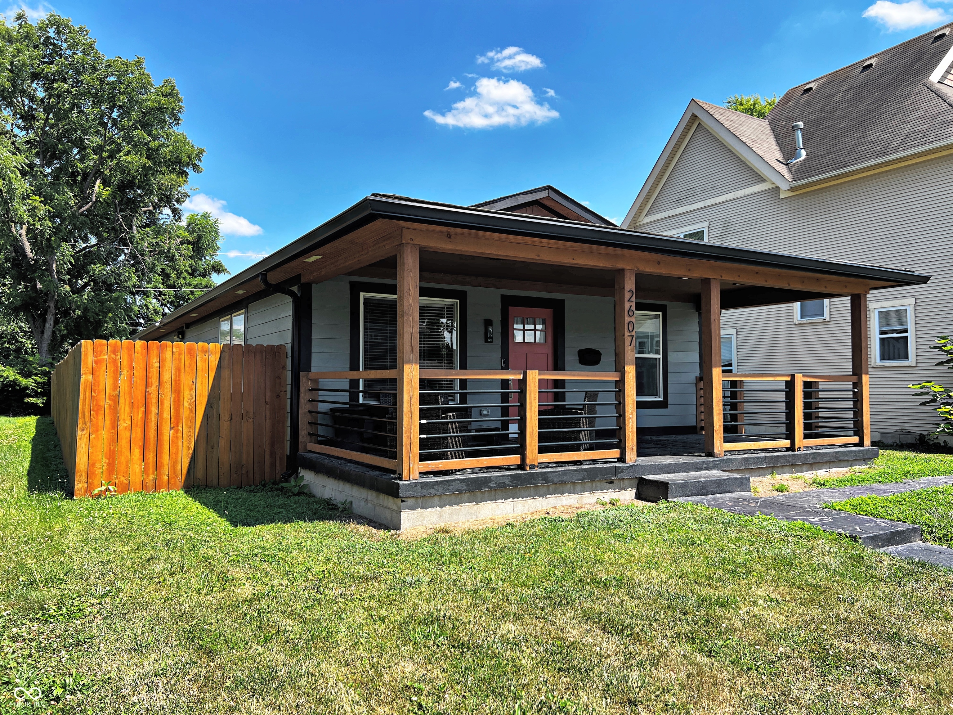 Photo 1 of 18 of 2607 Carrollton Avenue house