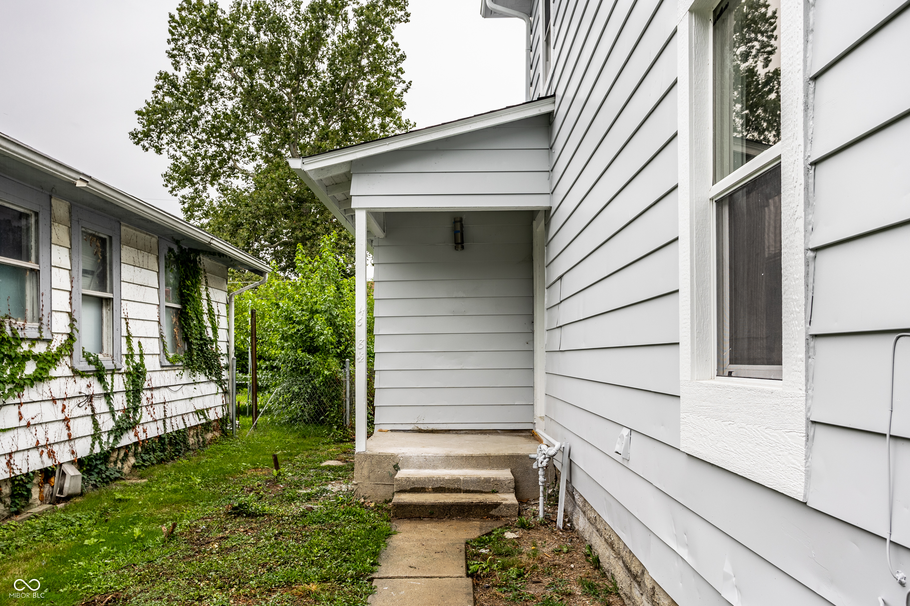 Photo 43 of 43 of 4638 N Longworth Avenue house