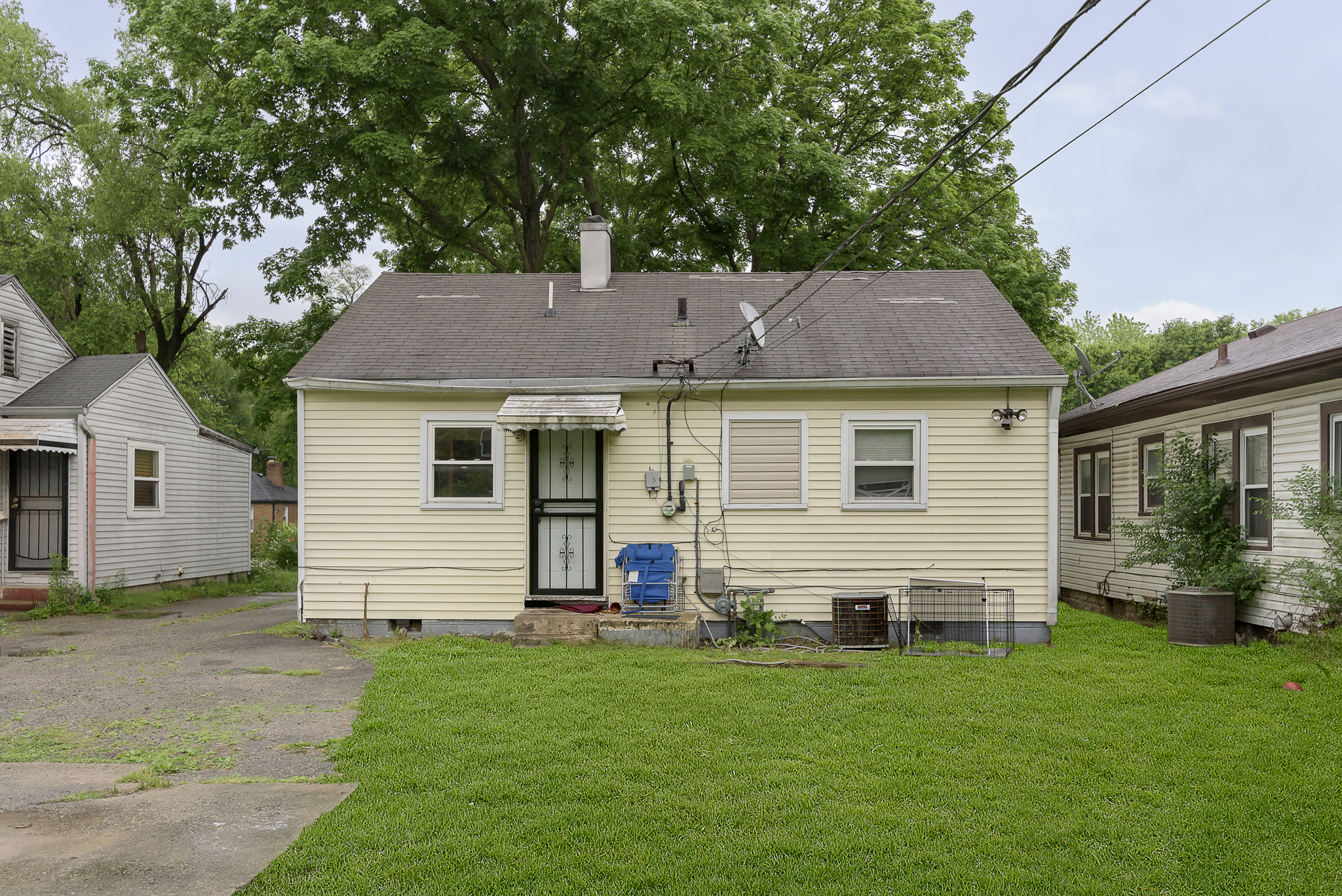 Photo 5 of 25 of 3338 Orchard Avenue house