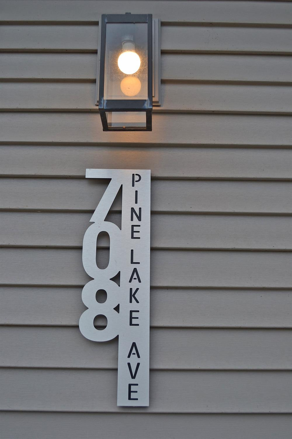 Photo 6 of 87 of 708 Pine Lake Avenue house