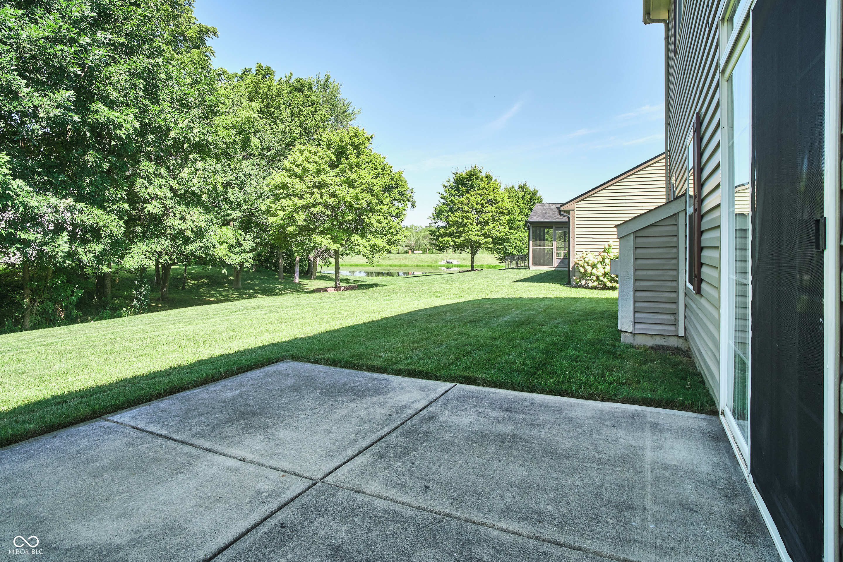 Photo 7 of 60 of 9020 N Falling Waters Drive house