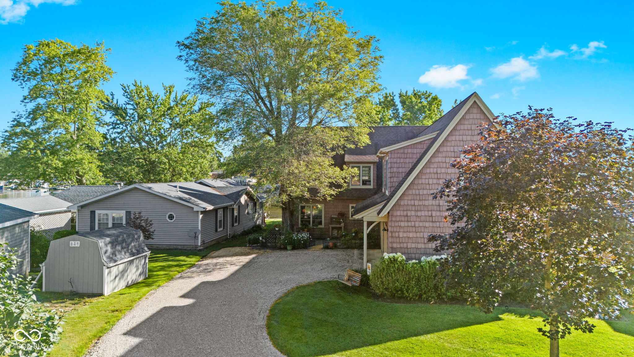 Photo 5 of 108 of 5391 N Stahl Road house