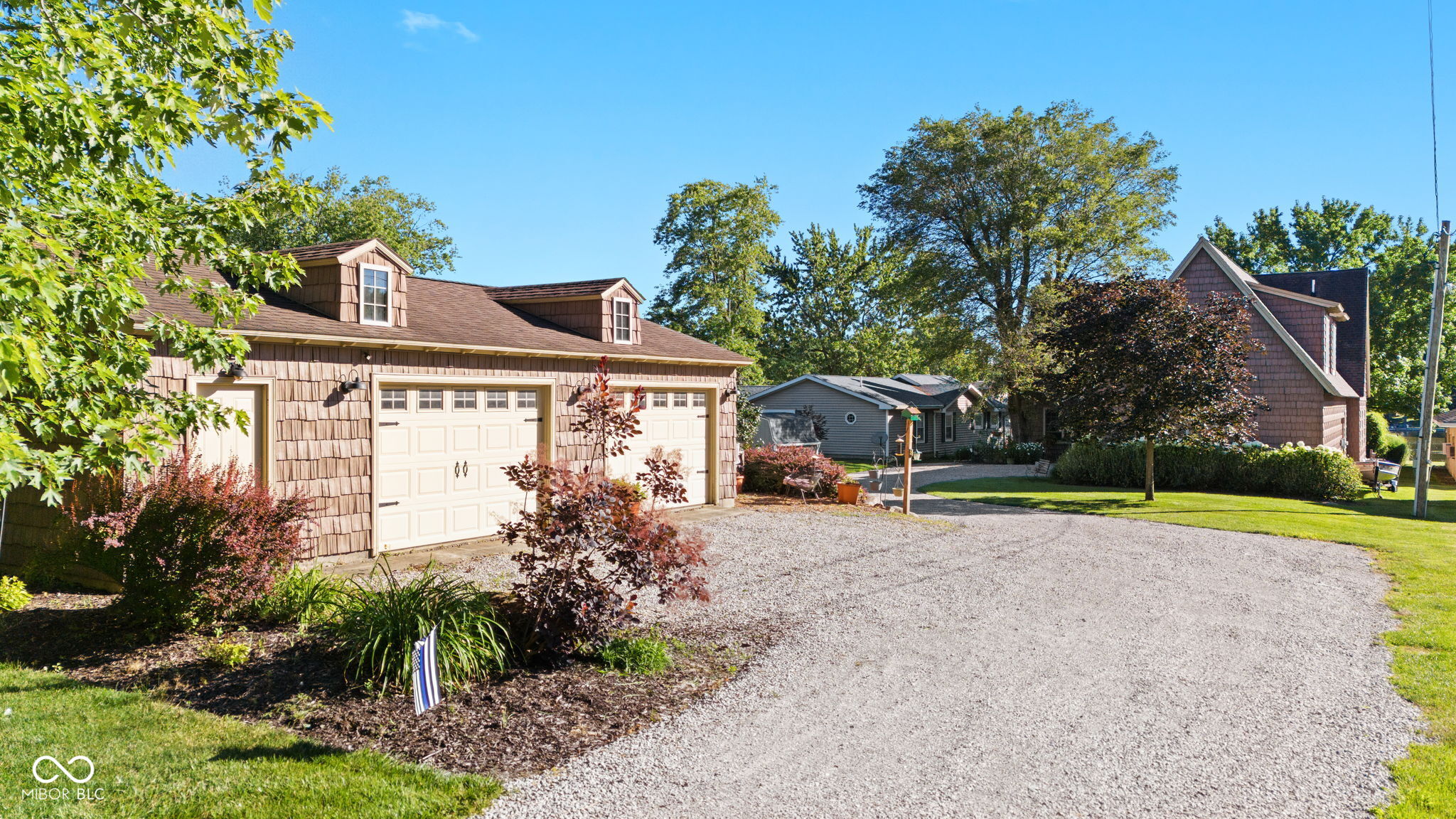 Photo 9 of 108 of 5391 N Stahl Road house