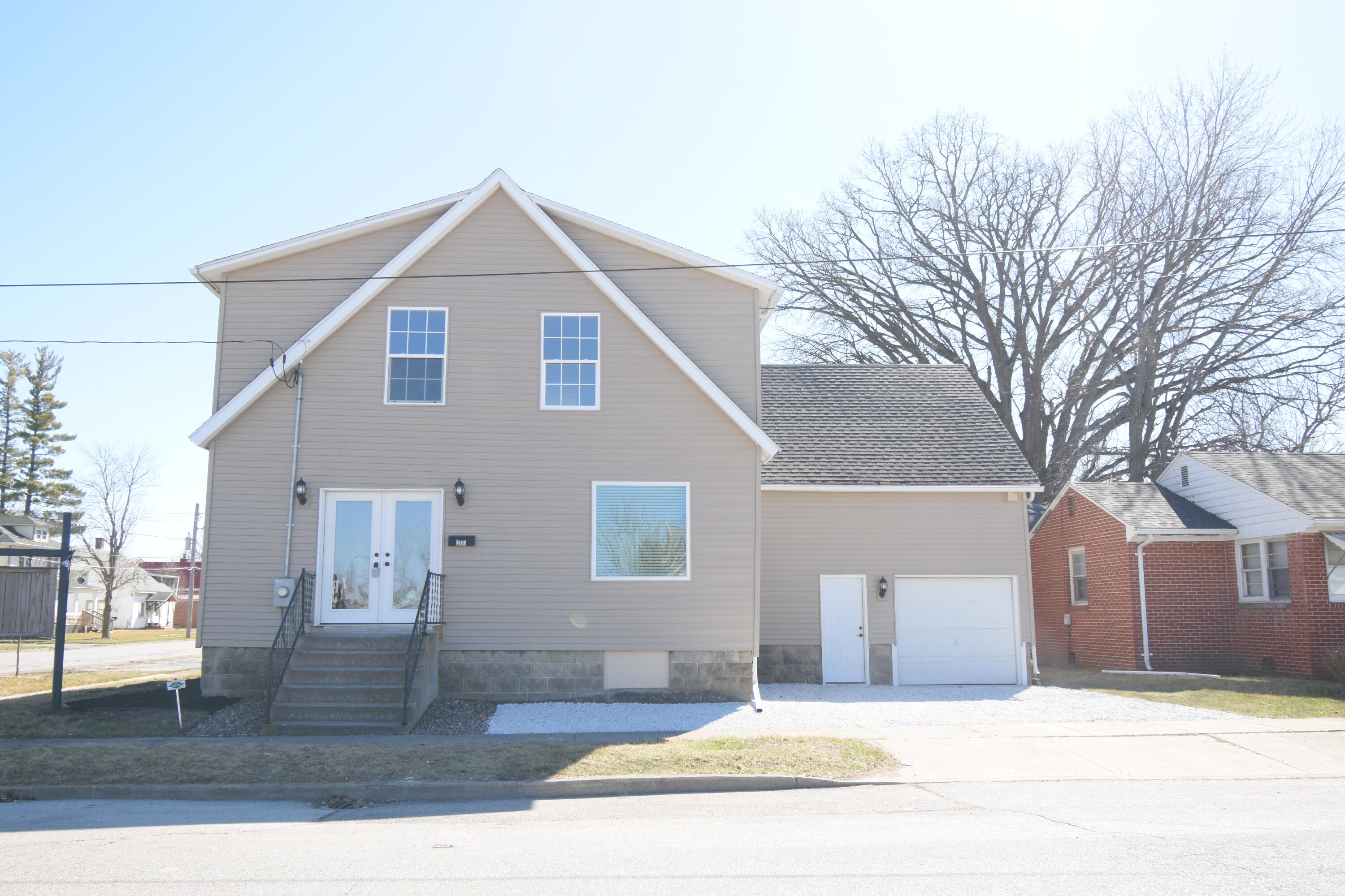 Photo 50 of 51 of 300 S Cullen Street house