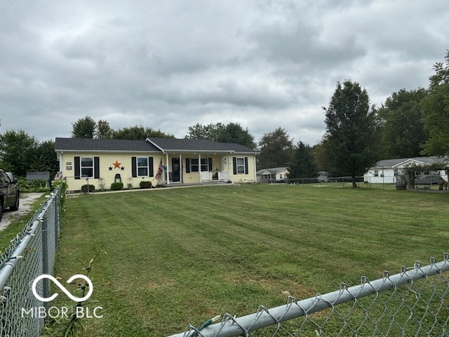 Photo 2 of 19 of 400 S Indiana Street house