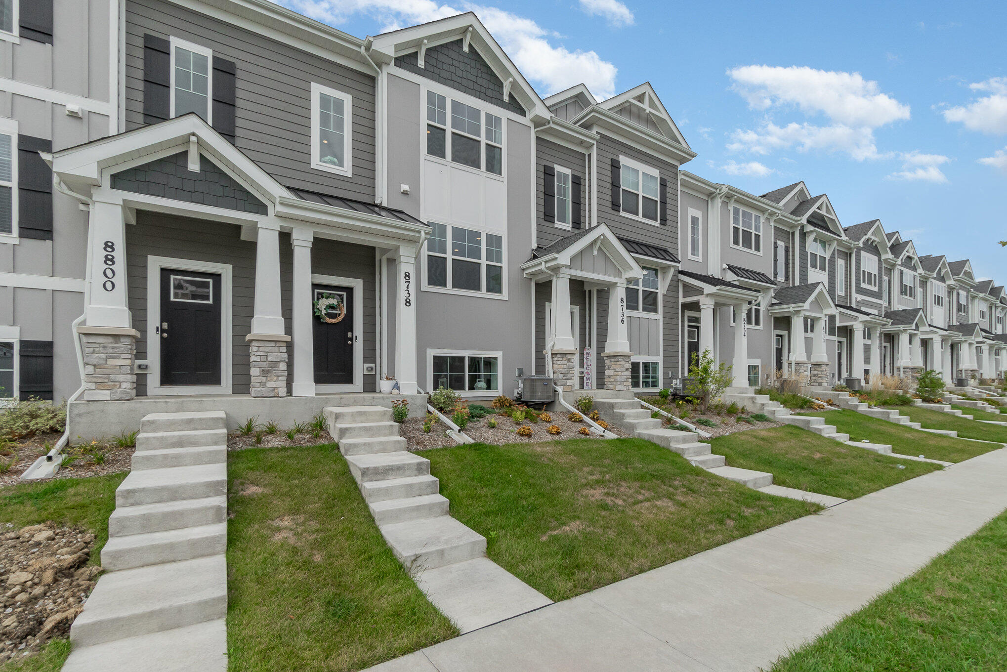 Photo 1 of 21 of 8738 Orchid Drive townhome