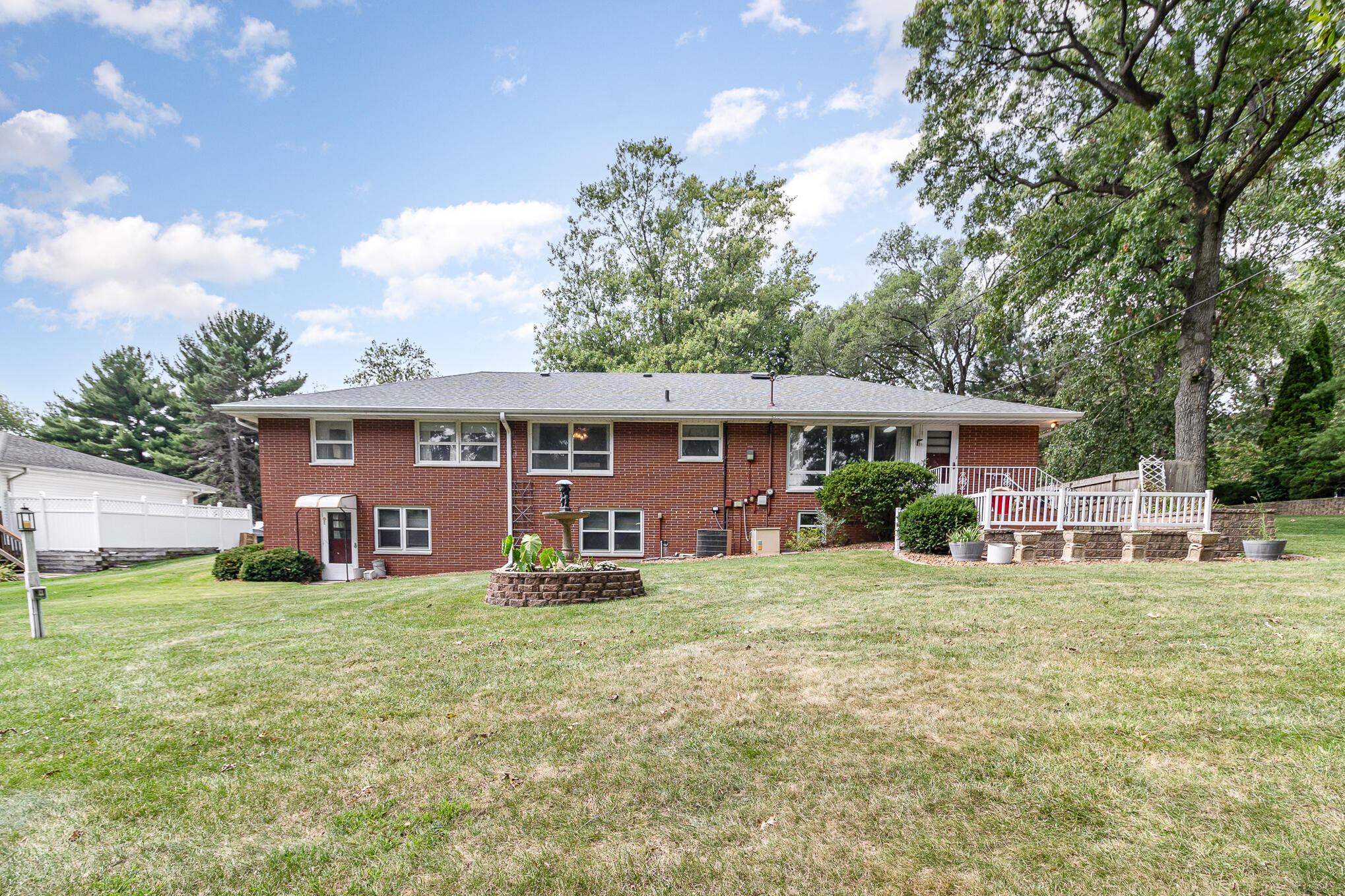 Photo 15 of 16 of 9225 Kardel Drive house