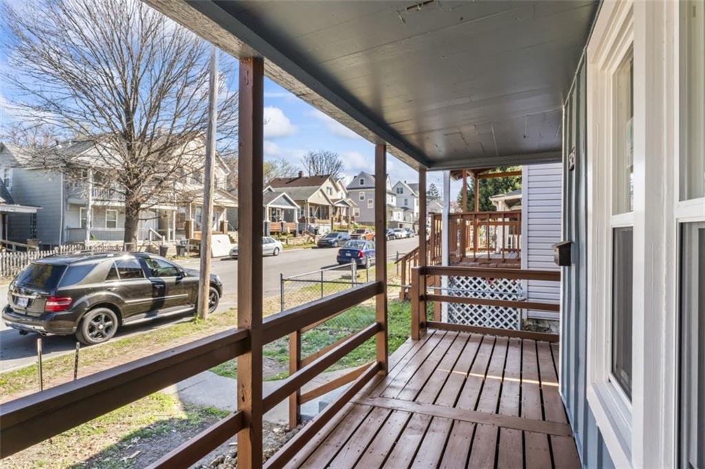 Photo 5 of 43 of 525 Sandusky Avenue house