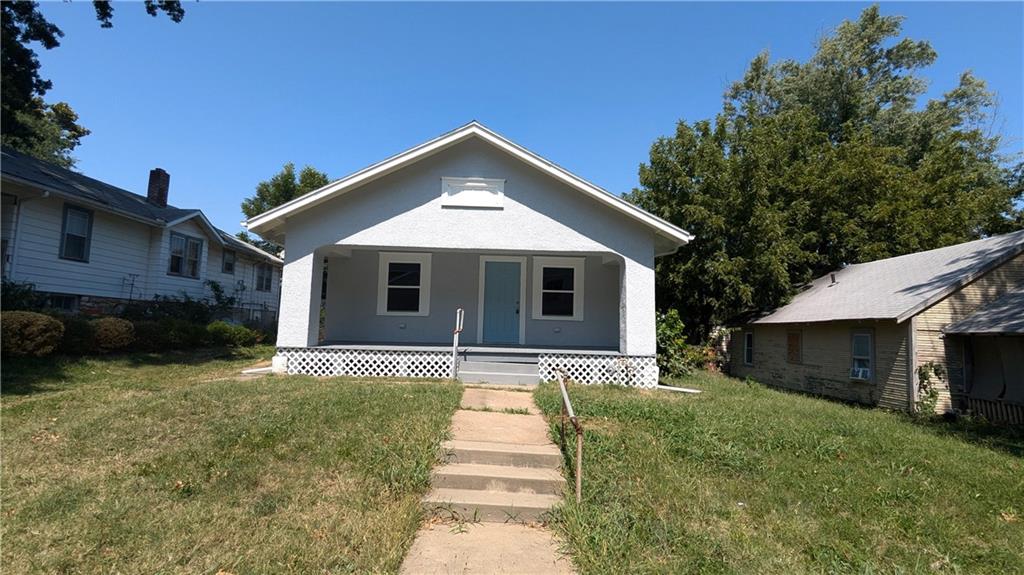 Photo 1 of 43 of 4020 Silver Avenue house