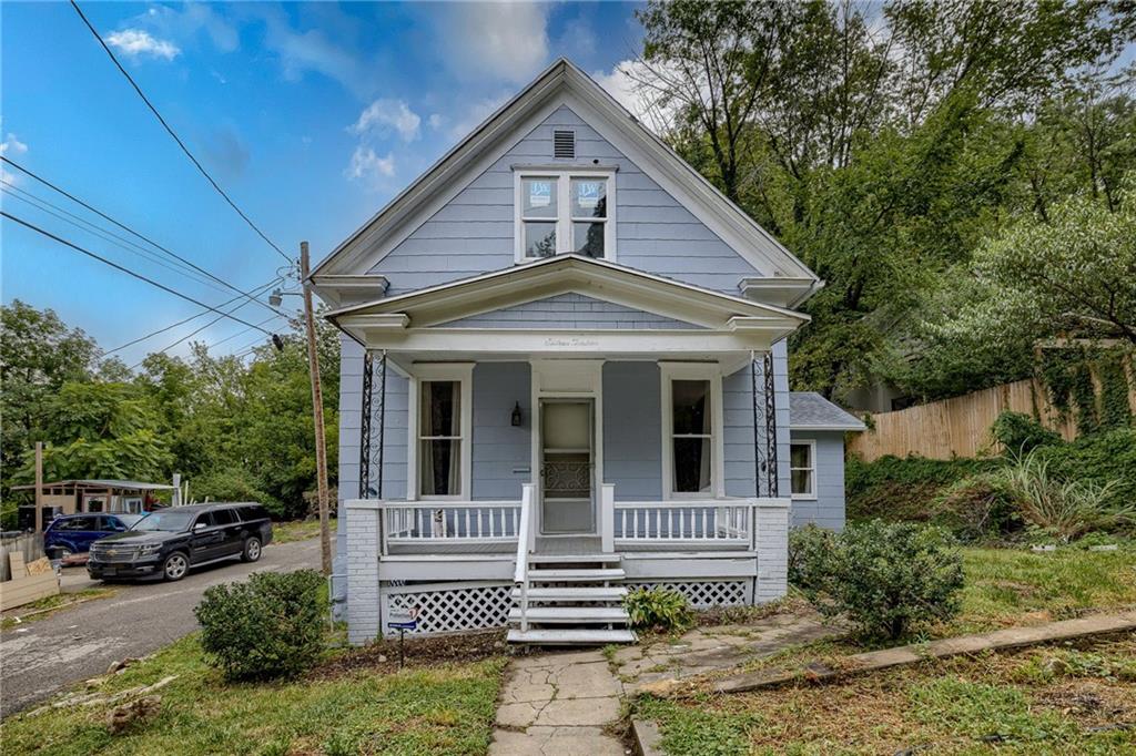 Photo 1 of 25 of 1613 S Valley Street house