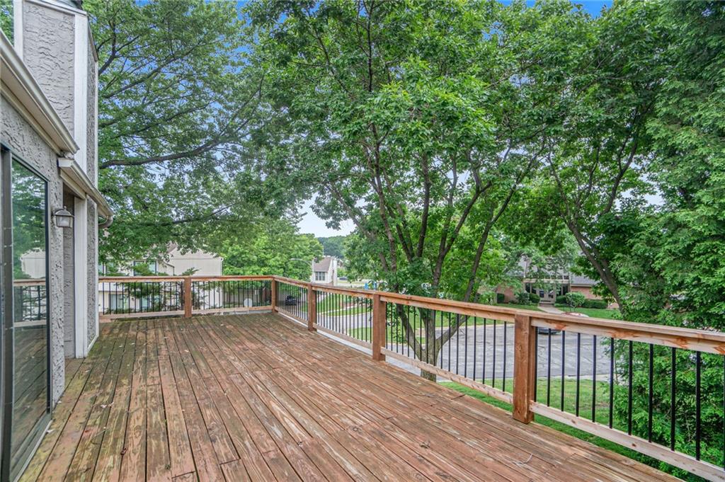 Photo 19 of 32 of 6213 Rosewood Court townhome