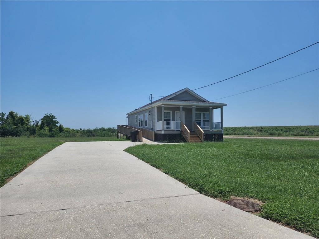 Photo 18 of 18 of 113 W GULF Drive house