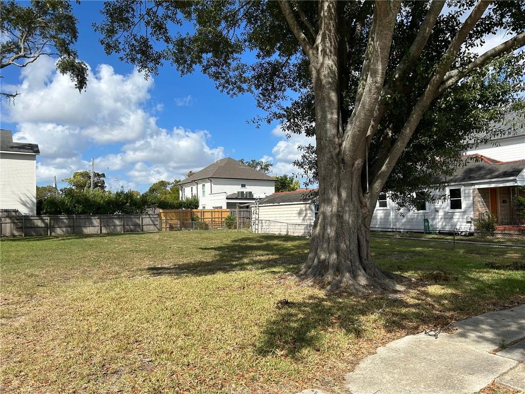 Photo 2 of 4 of 352 METAIRIE HEIGHTS Avenue land