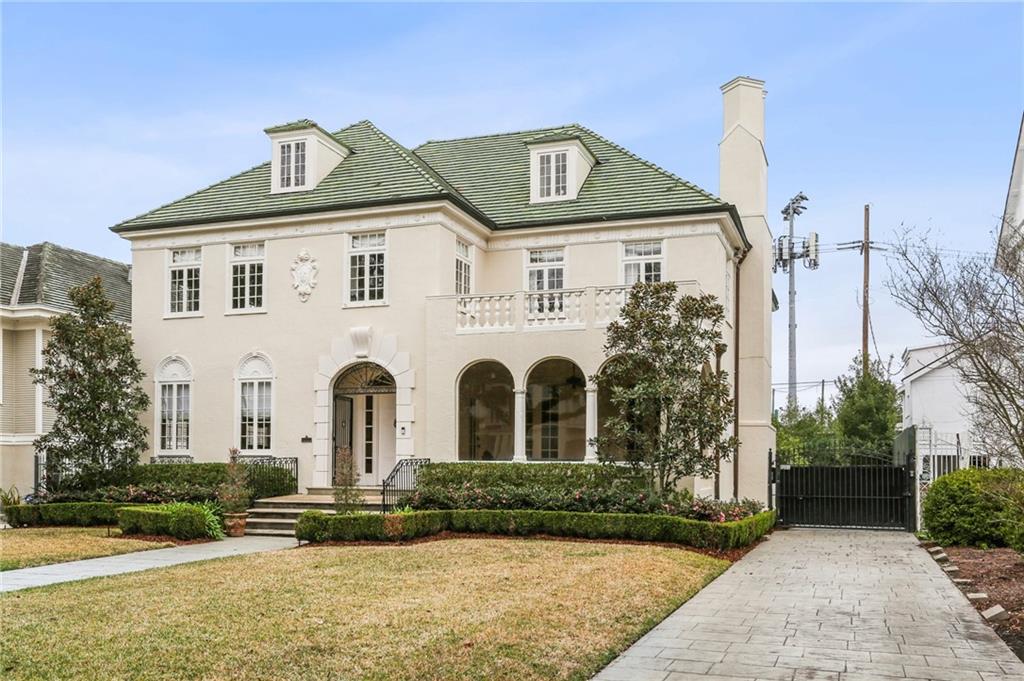 Photo 2 of 41 of 199 AUDUBON Boulevard house