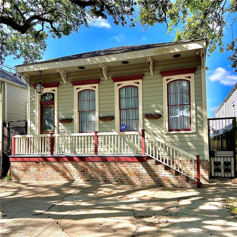 Photo 1 of 26 of 2542 BIENVILLE Street house