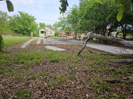 Photo 4 of 6 of 1216 CHARBONNET Street land