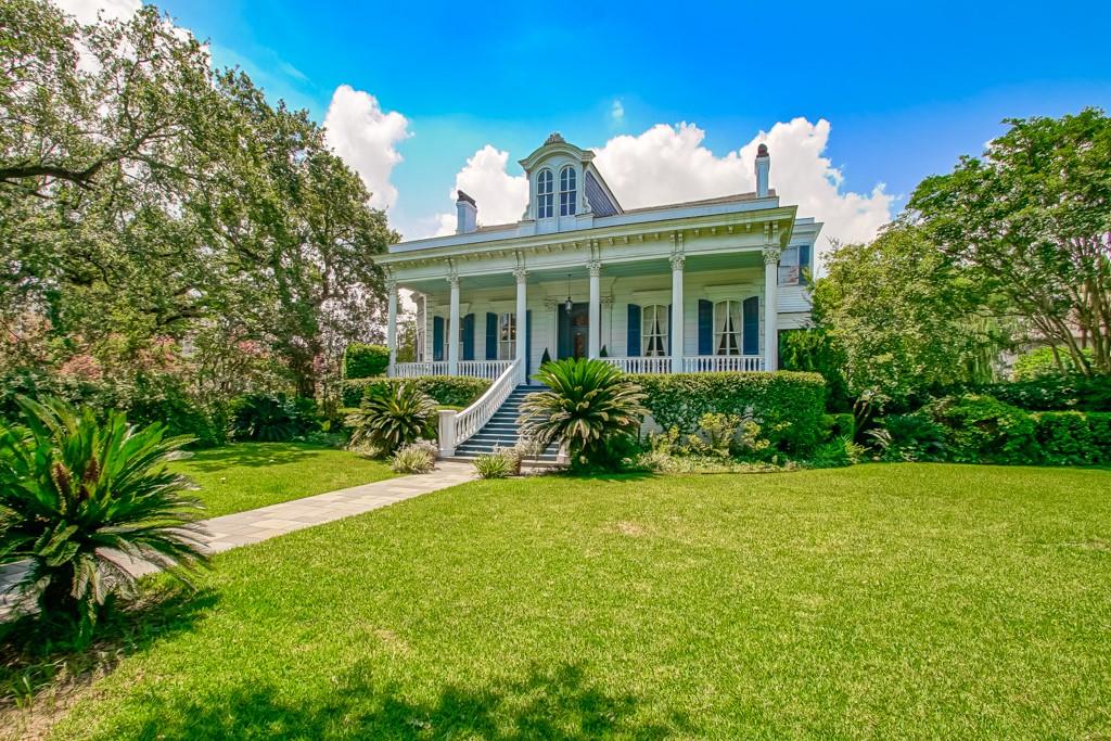 Photo 4 of 60 of 5800 ST CHARLES Avenue house