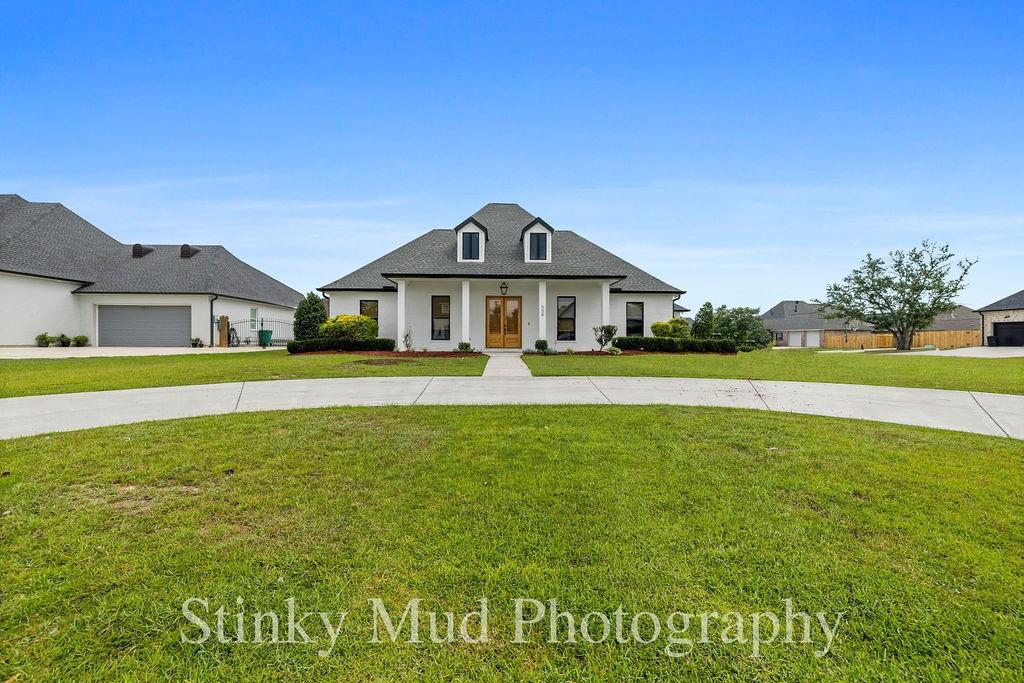 Photo 3 of 23 of 558 N CALEB Drive house