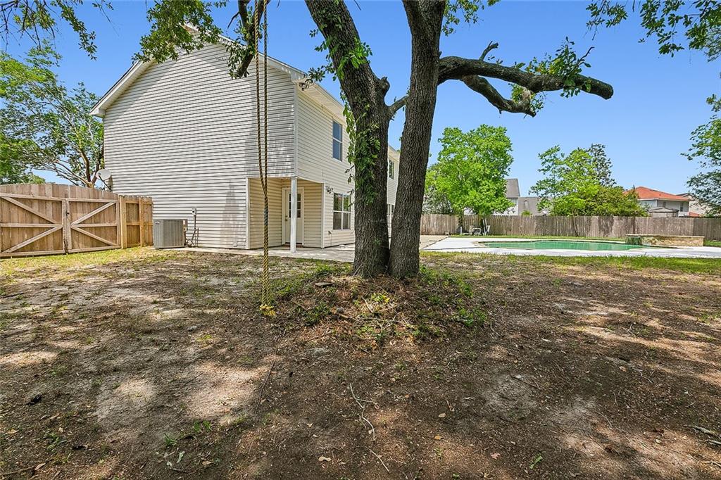 Photo 20 of 26 of 1658 SHYLOCK Drive house