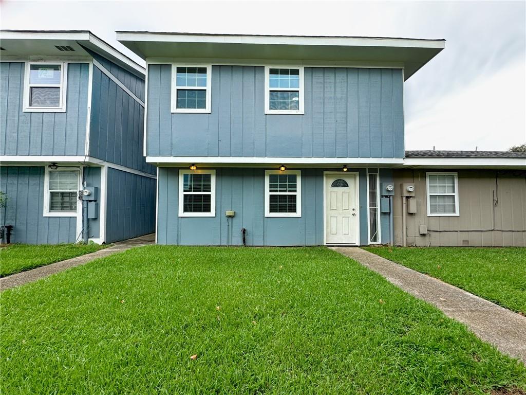 Photo 1 of 19 of 9 SWEET GUM Lane townhome