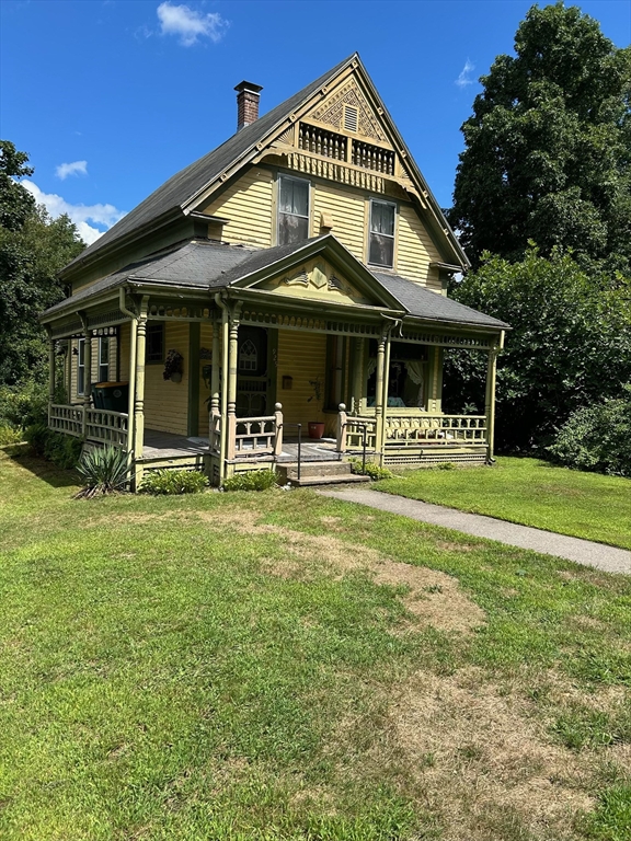 Photo 1 of 1 of 925 Washington Street house