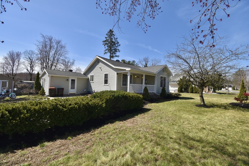 Photo 1 of 16 of 441 Silver Street house