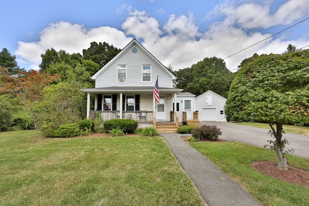 Photo 1 of 17 of 596 Oakhill Ave house