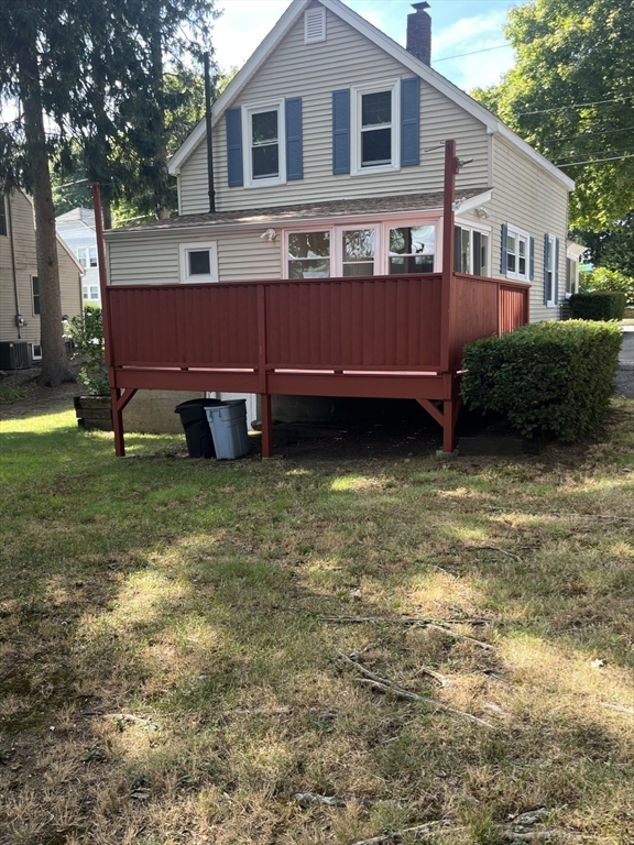 Photo 2 of 31 of 52 Winthrop Avenue house