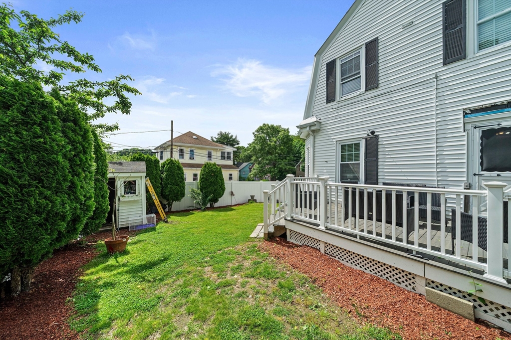 Photo 19 of 23 of 15 Claron St house