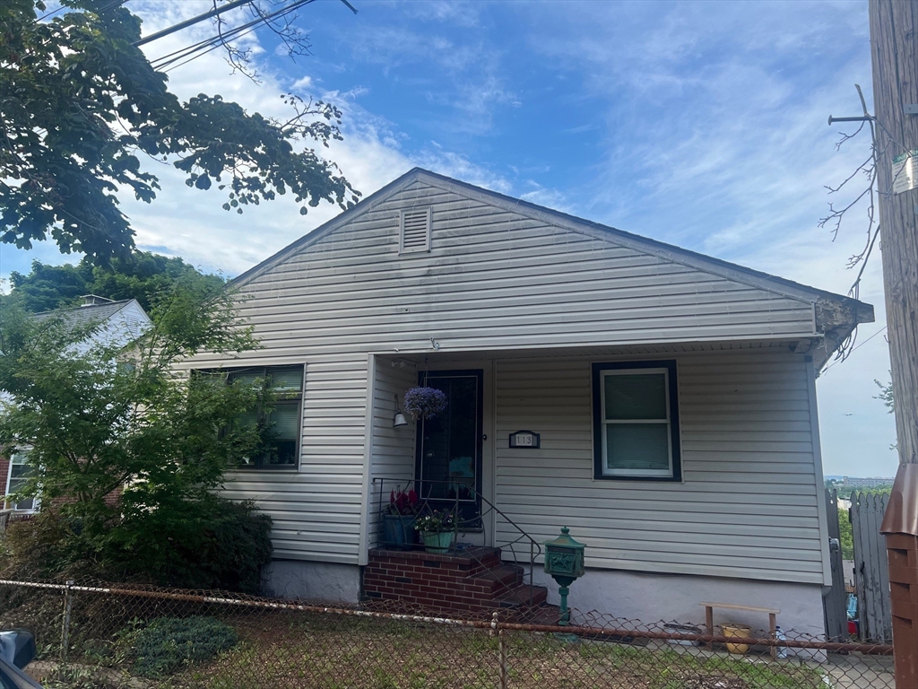 Photo 1 of 10 of 113 Faywood Ave house