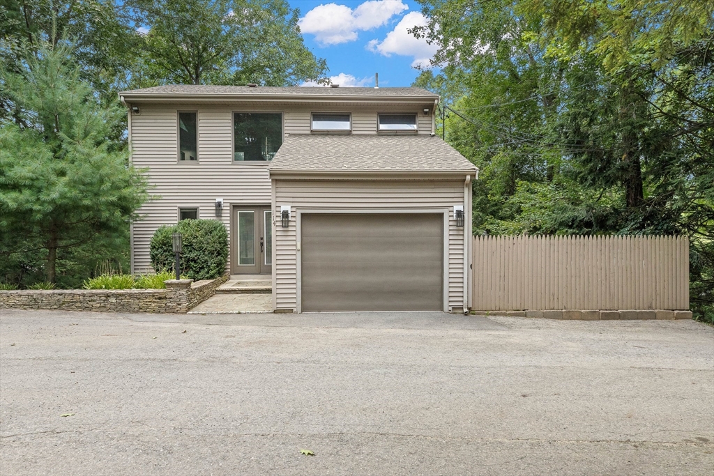 Photo 6 of 42 of 114 Stiles Pond Rd house