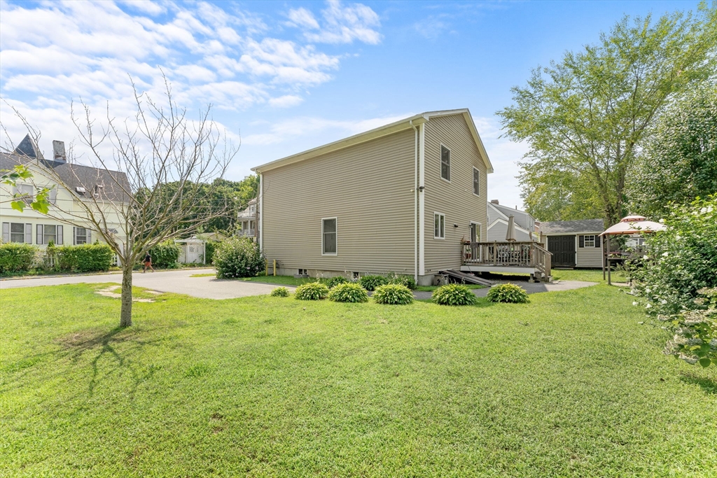 Photo 3 of 22 of 25 Tribou St house