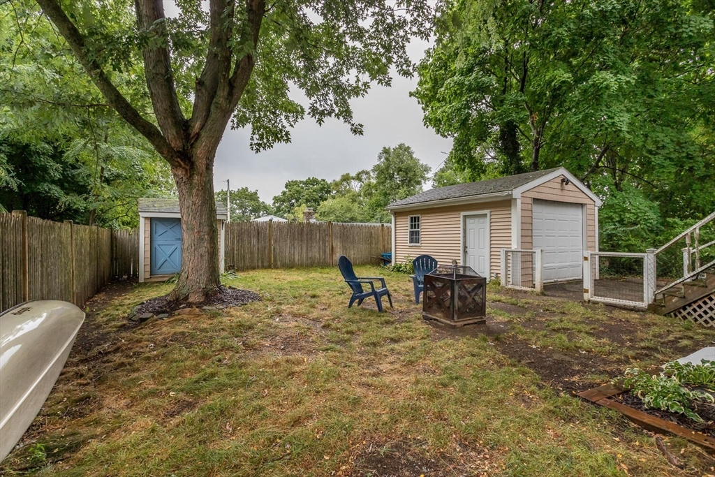 Photo 16 of 19 of 12 Intervale Road house