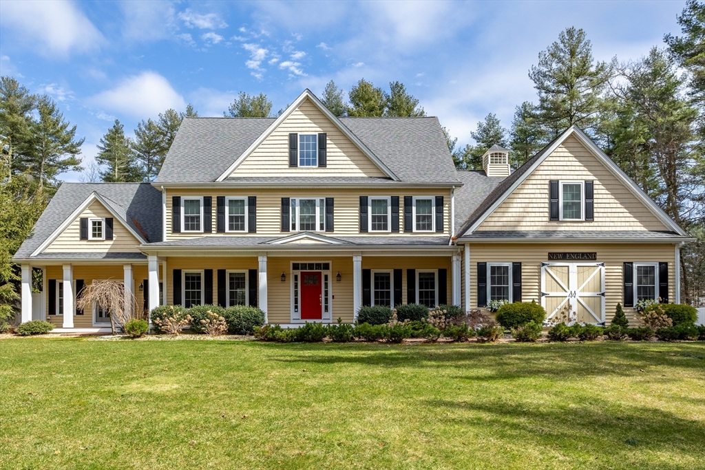 Photo 1 of 40 of 74 Greystone Lane house