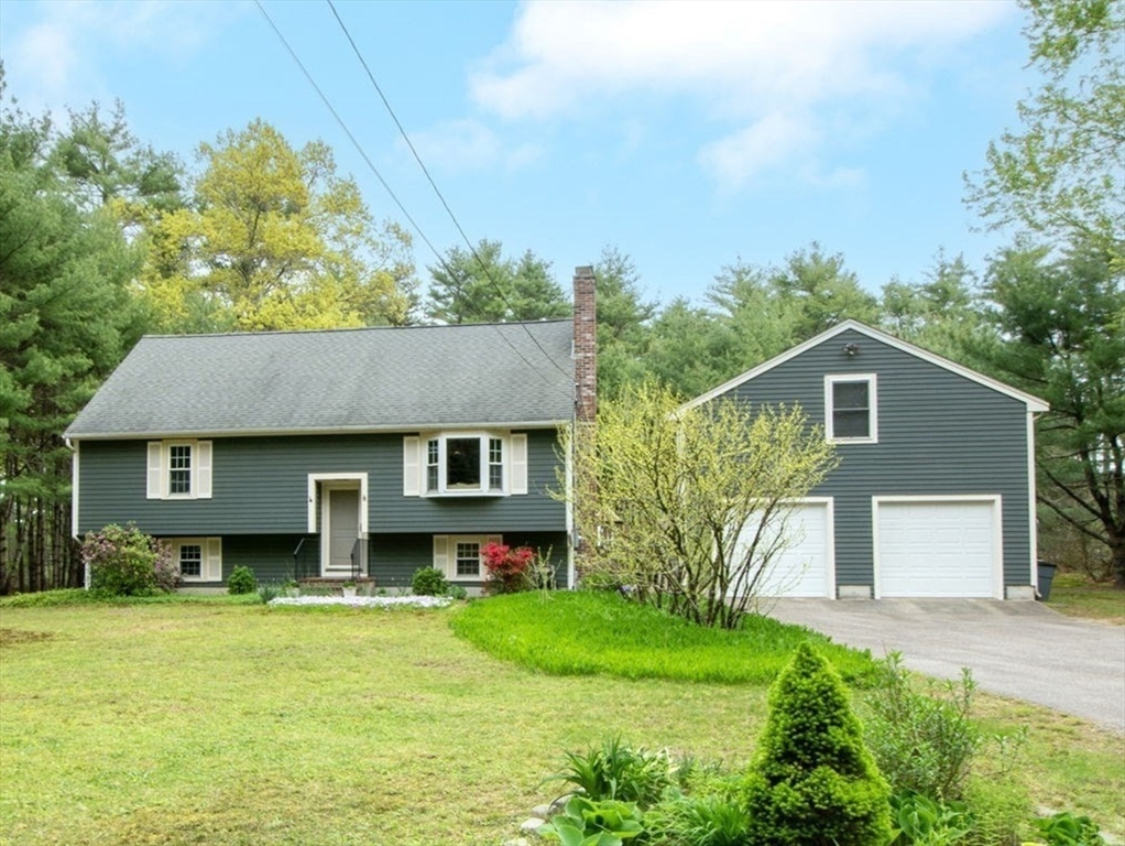 Photo 1 of 21 of 25 Beaver Dam Road house