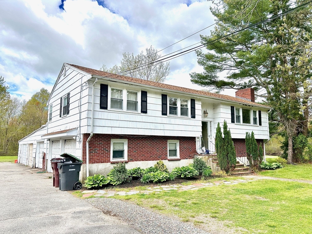 Photo 1 of 19 of 342 Needham Street house