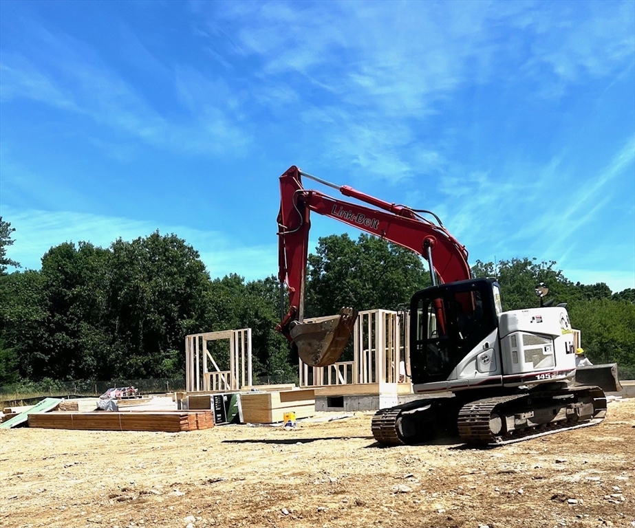 Photo 1 of 15 of 14 Fiske Pond Drive house