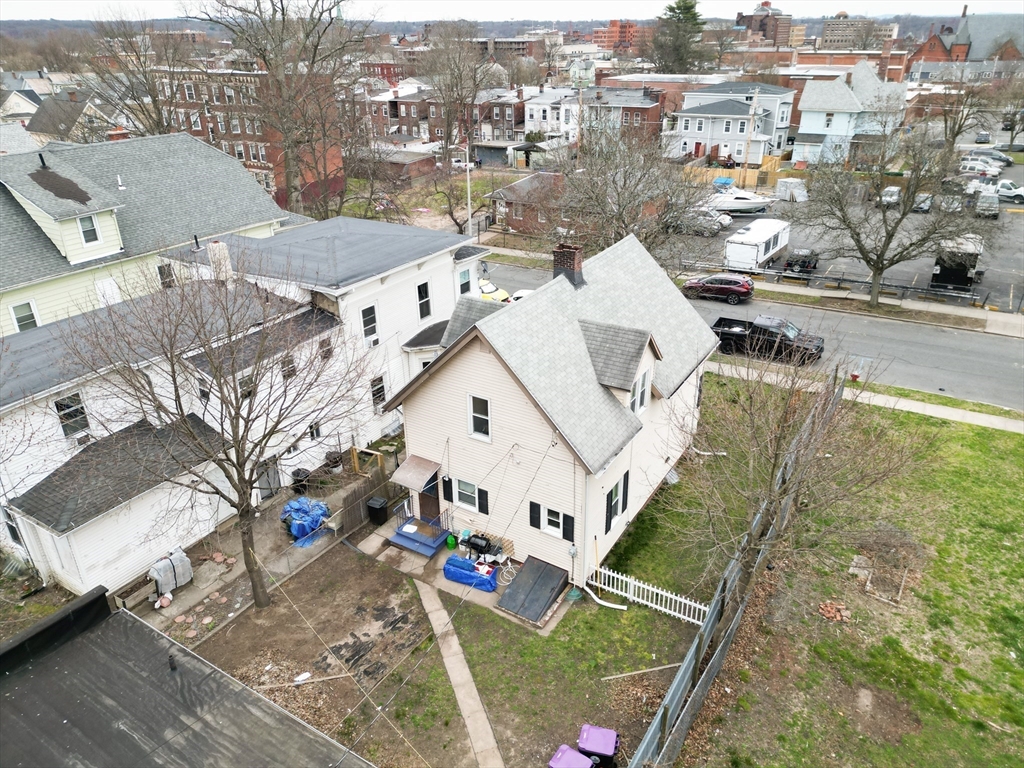 Photo 21 of 28 of 167 Oak Street house